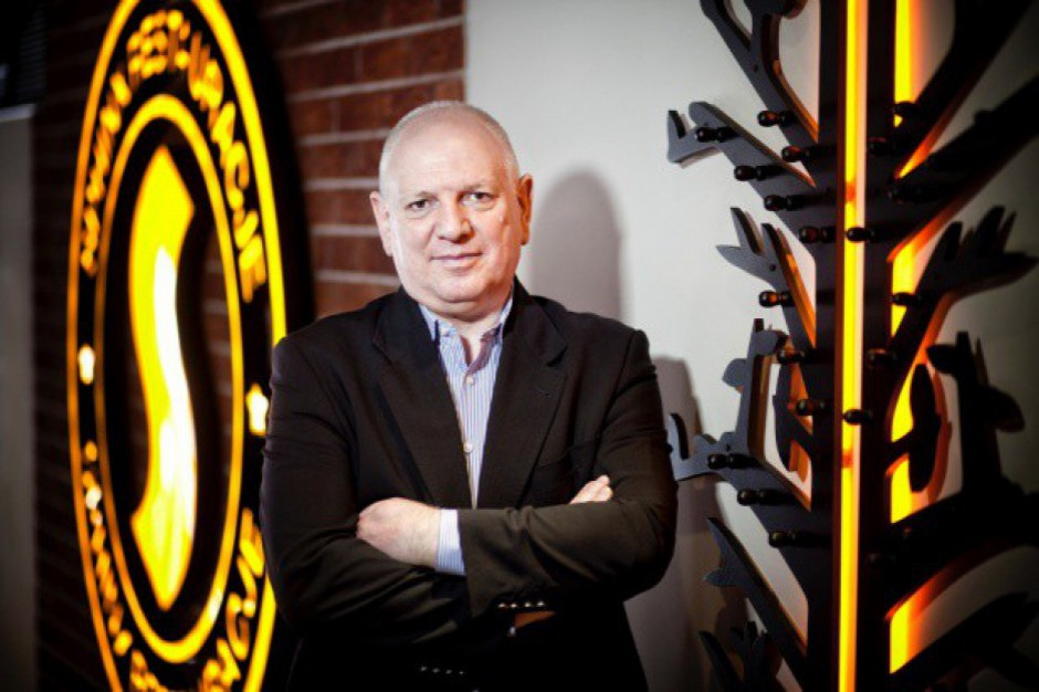 Sylwester Cacek, prezes zarządu Sfinks Polska SA. fot. P.Pawłowski/zelaznastudio.pl Sfinks notuje niższe zyski i przychody. Winna presja kosztowa i zdarzenia jednorazowe