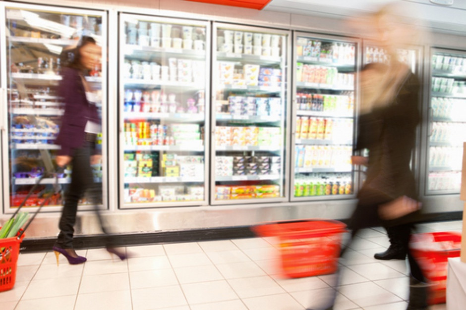 fot. Shutterstock.com Koszyk cen: Święta droższe niż rok temu. Lidl i Biedronka depczą liderom po piętach