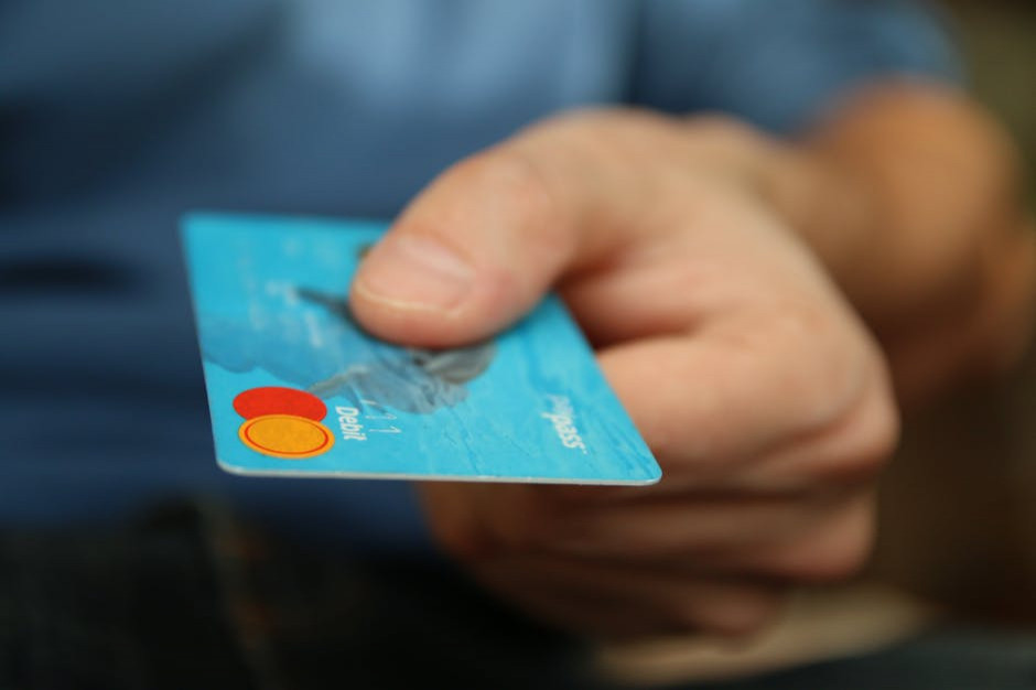 Fot. pexels.com Raport: Szybkie przelewy motywują do e-zakupów