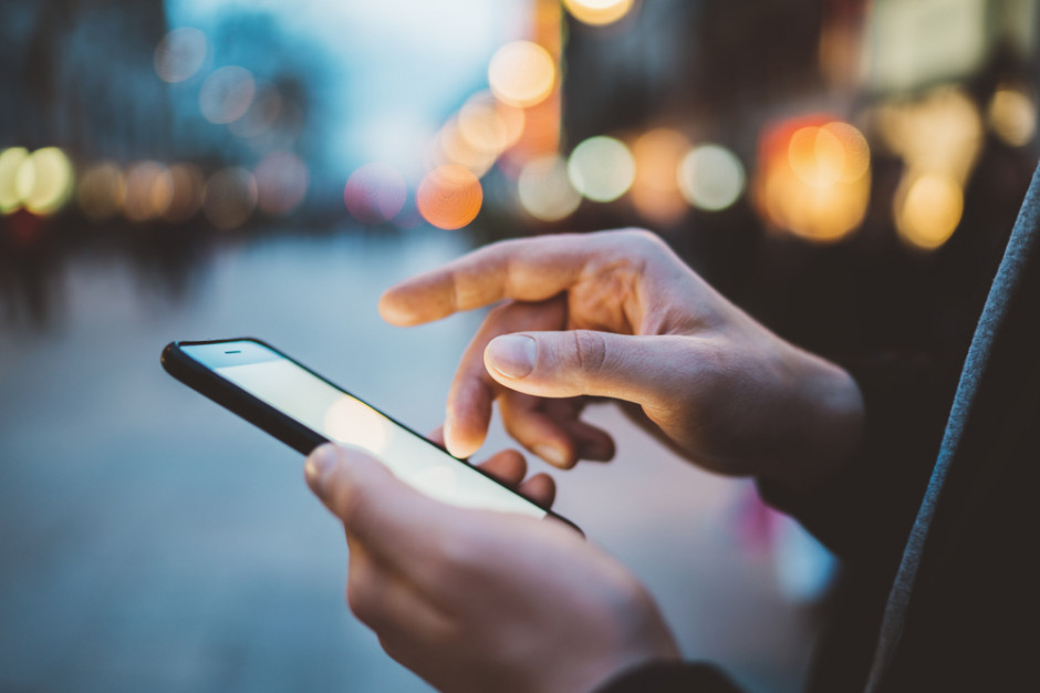 Fot. Shutterstock.com Deloitte: Niebawem każda czynność wykonywana na smartfonie wsparta będzie przez uczenie maszynowe