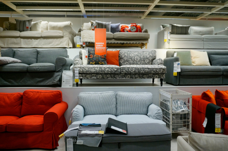 Fot. Shutterstock.com W Japonii IKEA odkupuje od klientów zużyte sofy