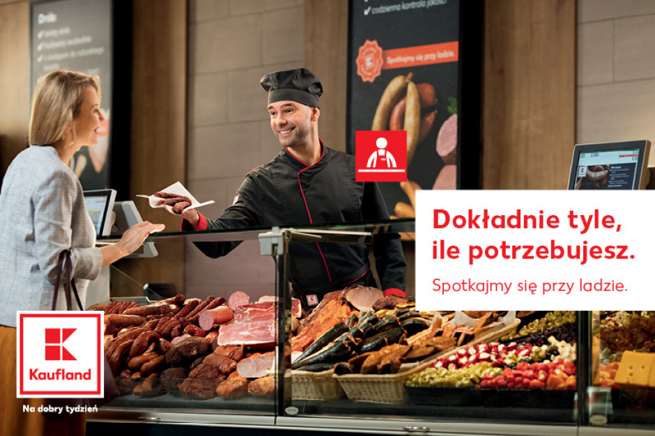 Kaufland w spotach promuje sprzedaż zza lady