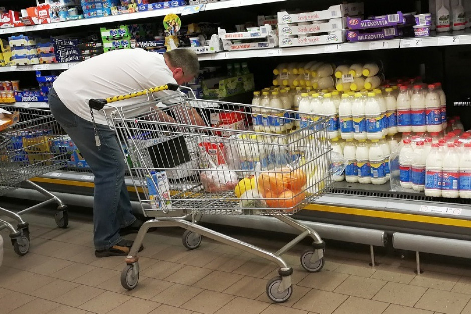 Fot. za MondayNews Sieci handlowe wymuszają niskie ceny na producentach mleka?