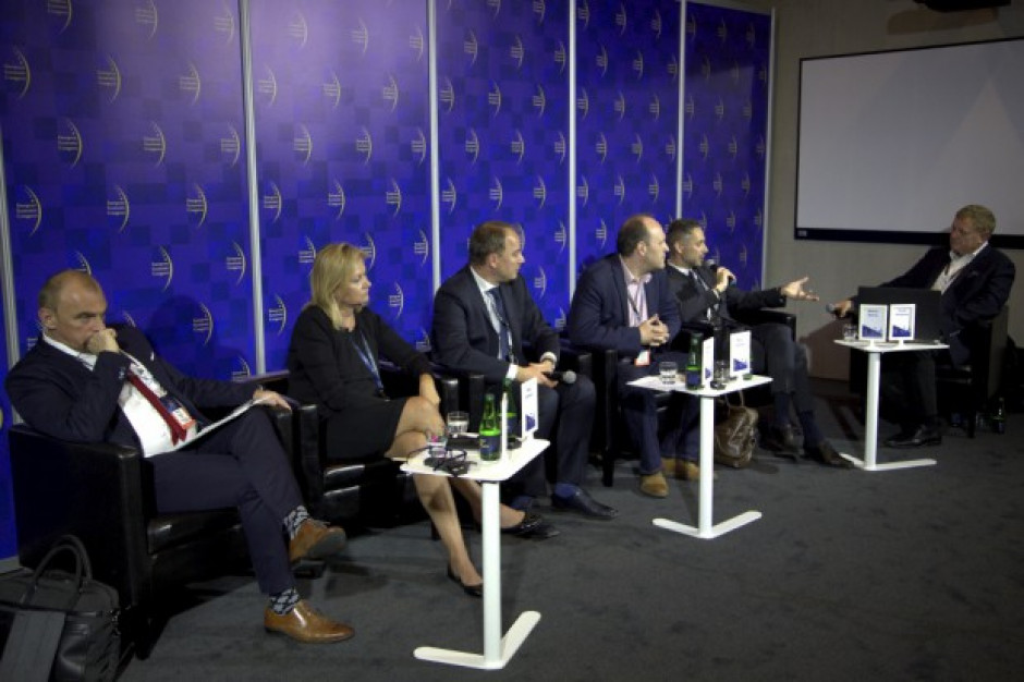 Fot. PTWP Zakaz handlu w niedziele rozgrzał dyskusję na X EEC (wideo)