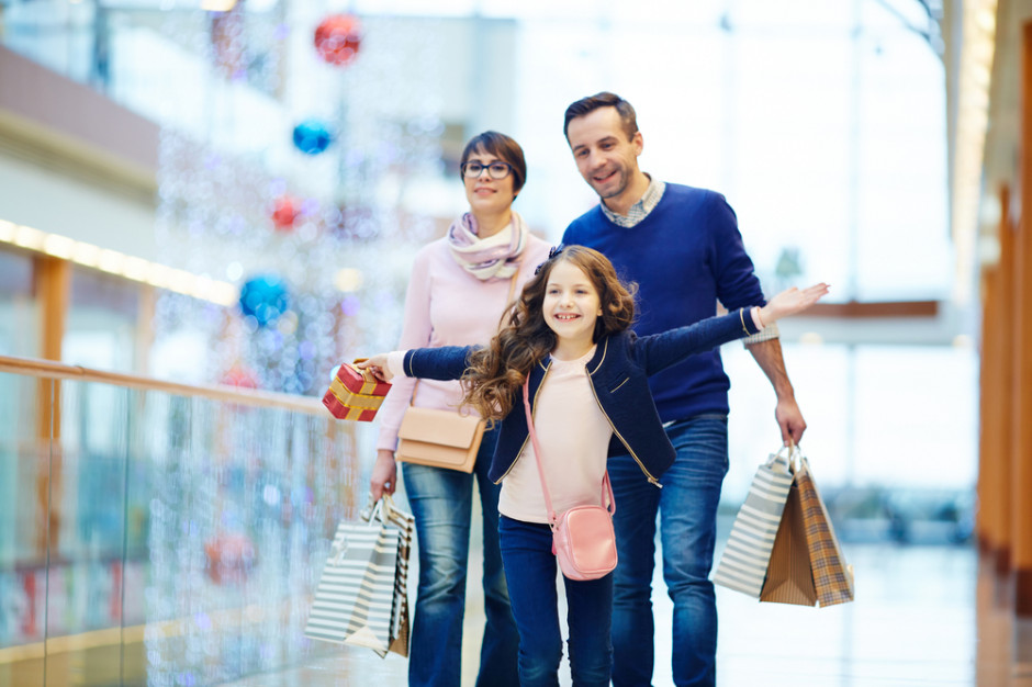 Fot. Shutterstock.com Rodzinne wartości i emocjonalność upominków - tym sieci handlowe mogą walczyć o lojalnych klientów