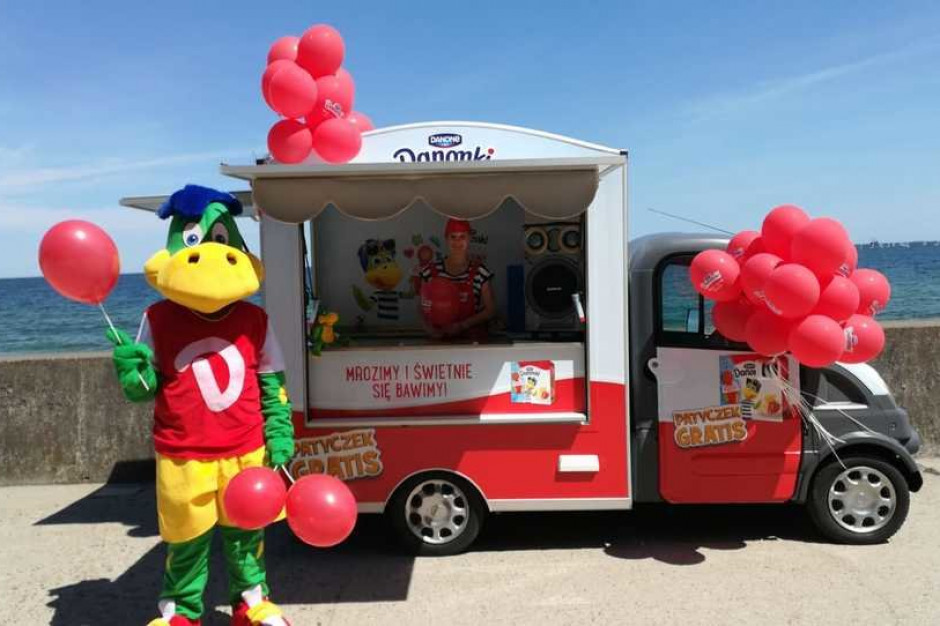 Fot. Danone Food truck z mrożonymi Danonkami nad polskim morzem