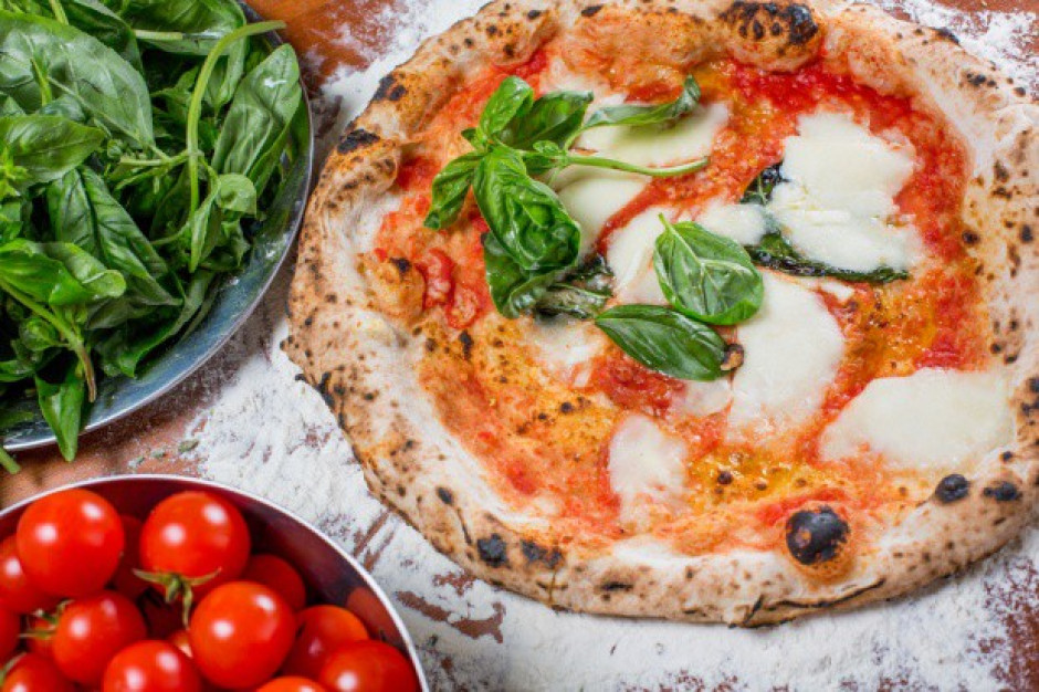 Fot. Shutterstock AmRest za ok. 8 mln euro kupuje sieć Telepizza w Polsce