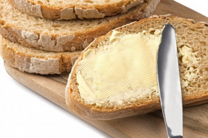 Rekordowe ceny zmniejszyły apetyt Polaków na masło