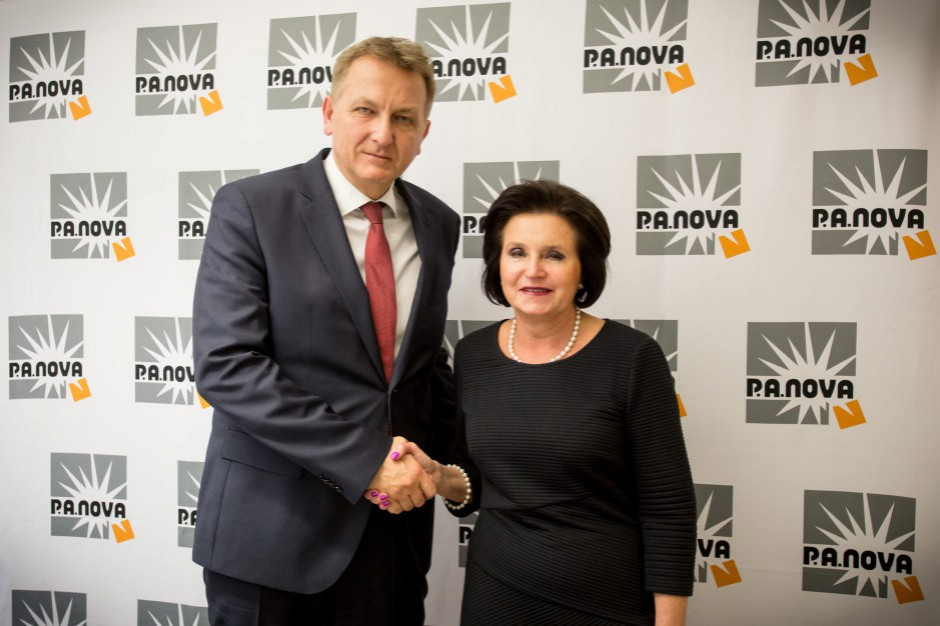 Ewa Bobkowska, współwłaściciel i wiceprezes zarządu ds. rozwoju spółki P.A. Nova oraz Piotr Korek, prezes Panovy P.A. Nova chce wkroczyć na peryferia dużych miast