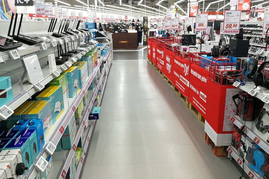 fot. MondayNews Badanie: Elektronikę kupujemy najchętniej w sieci, szukając okazji cenowych