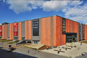 NEPI Rockcastle chce kupić dwa krakowskie centra handlowe: Serenadę i Krokus