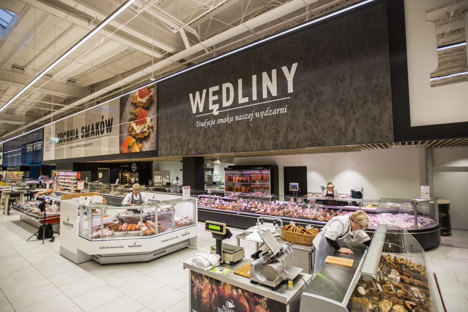 Dział wędliny w radomskim sklepie E.Leclerc, fot. materiały prasowe Radomski hipermarket E.Leclerc po modernizacji (galeria)
