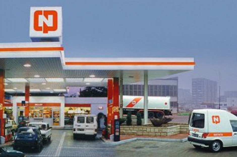 fot. images.rapgenius.com Orlen przywraca historyczne szyldy - CPN i Petrochemia znów w grze