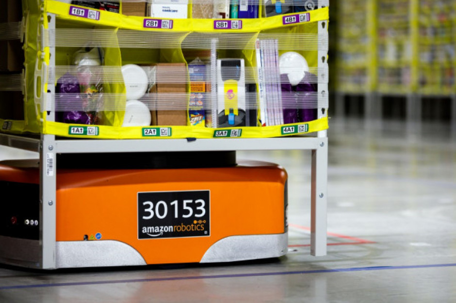 fot. mat. prasowe Robot spryskał pracowników Amazona gazem na niedźwiedzie