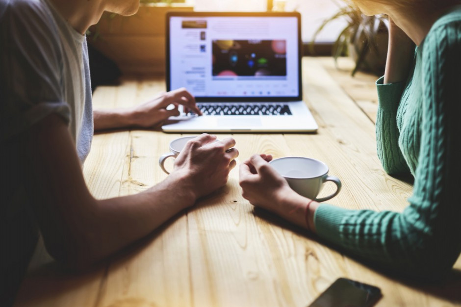 Fot. Shutterstock Dla 70 proc. osób głównym źródłem informacji o produktach są influencerzy
