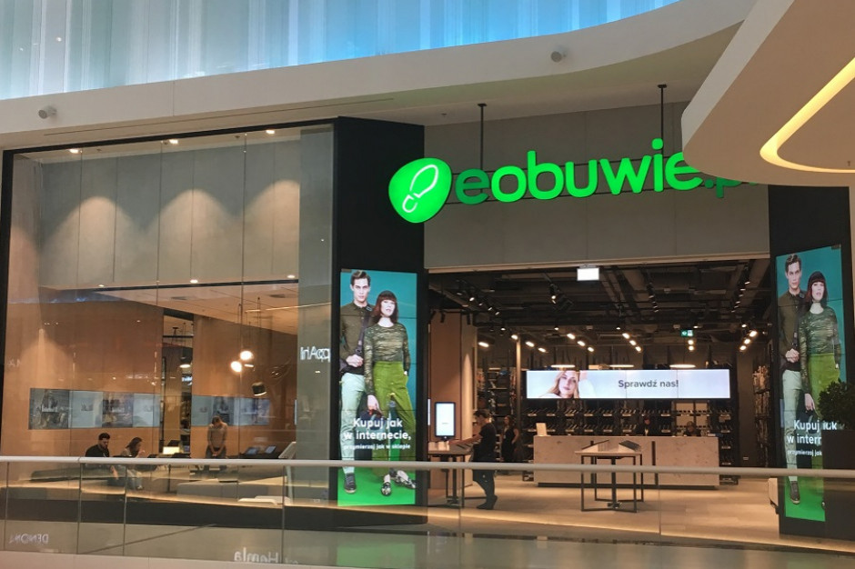 Na zdj. salon stacjonarny sklepy eobuwie Raport Opineo.pl i Nielsen: Motorem sprzedaży w internecie są tzw. connected spenders