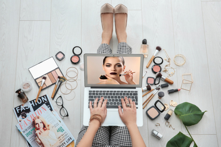Fot. Shutterstock.com Badanie: Google i YouTube pierwszymi doradcami w kwestii kosmetyków