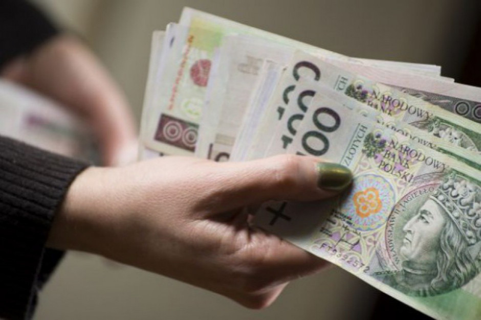 Fot. Shutterstock.com Średnie wynagrodzenie przekroczyło 5 tys. zł brutto. Presja płacowa wkrótce powróci