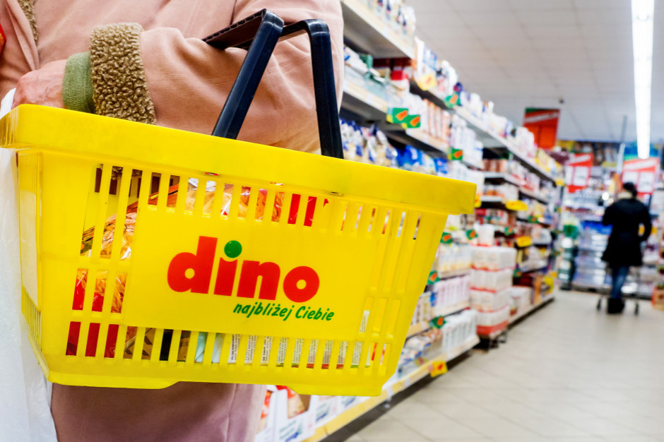 Dino generuje przychody na poziomie 1,56 mld zł. W rok sieć otworzyła 209 sklepów