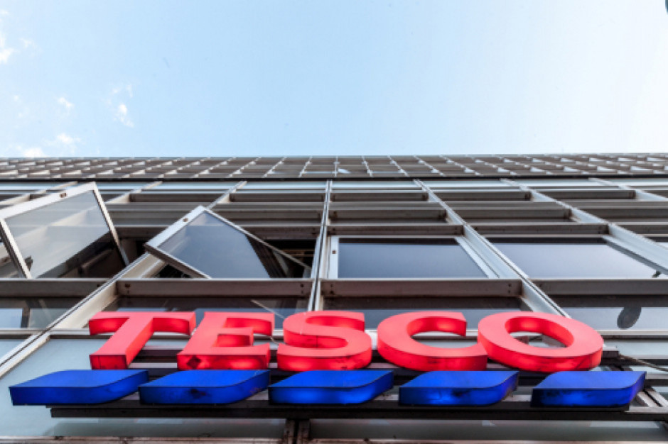 fot. shutterstock Spór zbiorowy w Tesco. Związkowcy domagają się 350 zł podwyżki