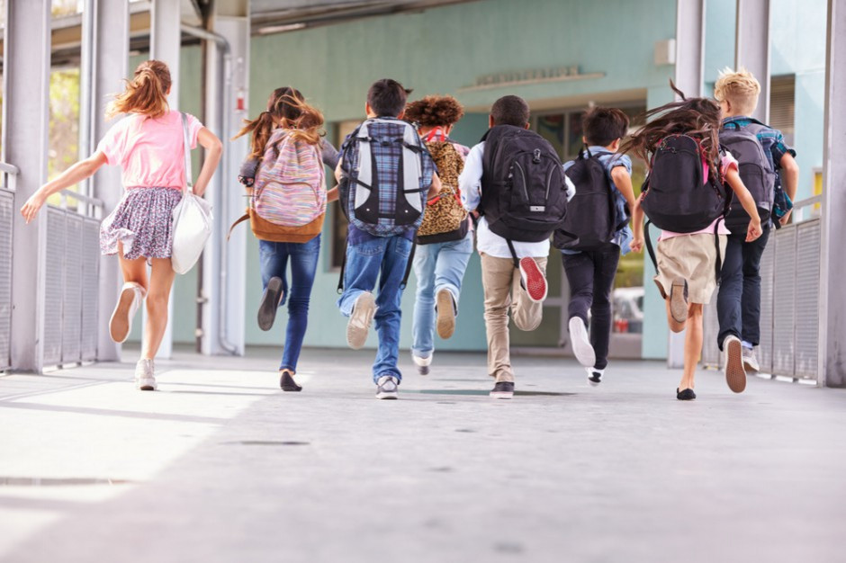 Fot. Shutterstock Po wyprawkę ruszymy do czterech sklepów stacjonarnych i trzech online
