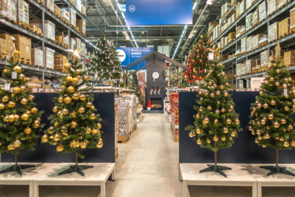 fot. shutterstock "Zimowa impreza" zastąpiła "Boże Narodzenie" w reklamach IKEA