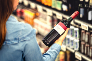 Jack 24 nową siecią sklepów alkoholowych. Czy powalczy o udziały w rynku z Dużym Benem?