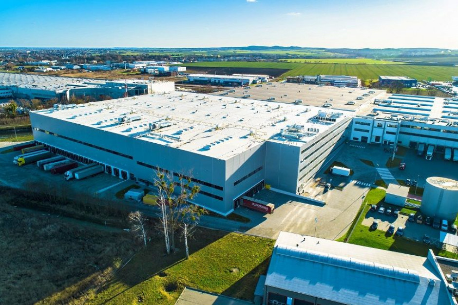Centrum Dystrybucyjne LPP zyskało 29 dodatkowych alejek magazynu automatycznego, z czego każda ma 18 metrów wysokości oraz 83 metry długości. Fot. LPP LPP zrealizowało inwestycję o wartości 200 mln zł