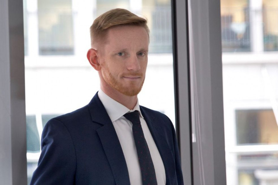 Na zdj. Maciej Bazyle, manager OC&C Strategy Consultants. Fot. materiały prasowe Ekspert: Dino rządzi na przedmieściach, Eurocash musi powalczyć z Carrefourem o miasta