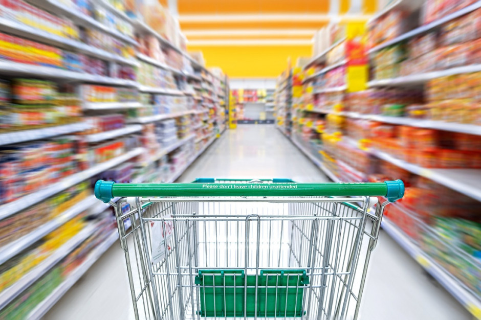 Prześwietlamy raporty finansowe, fot. Shutterstock Ten rok zmieni handel, a jaki był 2019? Przeglądamy raporty finansowe