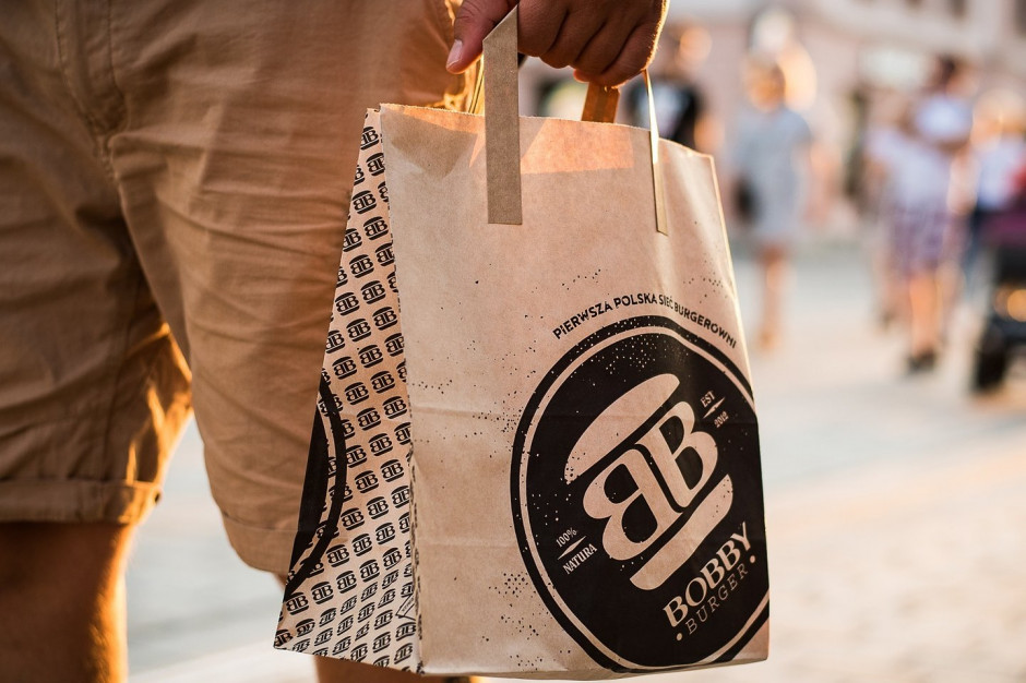 Sieć Bobby Burger wprowadza nowe udogodnienie dla klientów, fot. mat. pras. Bobby Burger wprowadza w Warszawie usługę drive thru
