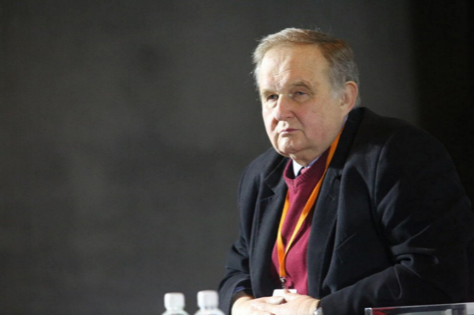 Na zdj. Andrzej Maria Faliński. Fot. PTWP Faliński: Narodowa supersieć? Powstanie krąg przywileju i dyskryminacji