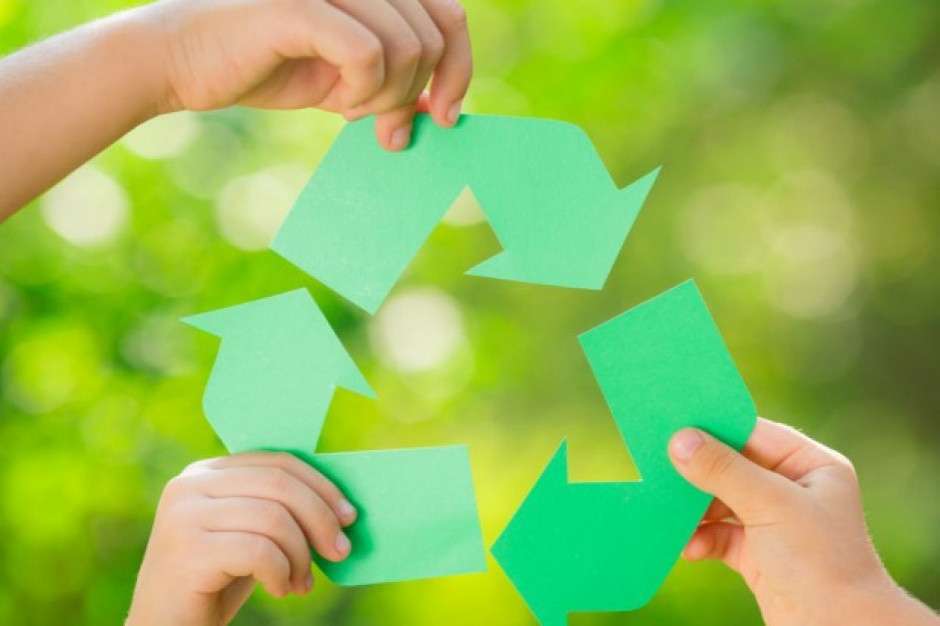 Aldi usunie 74 000 ton plastikowych opakowań, fot. Shutterstock Aldi pozbył się już 6 tys. ton plastiku