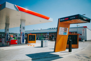 PKN Orlen rozwija format drive-through
