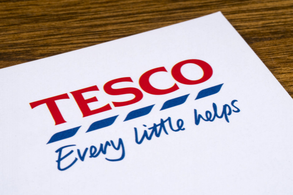 Sprzedaż Tesco w Polsce spadła o 38,3% według aktualnych kursów wymiany. Fot. Shutterstock 78 mln funtów straty Tesco w Polsce po I półroczu 2020/21