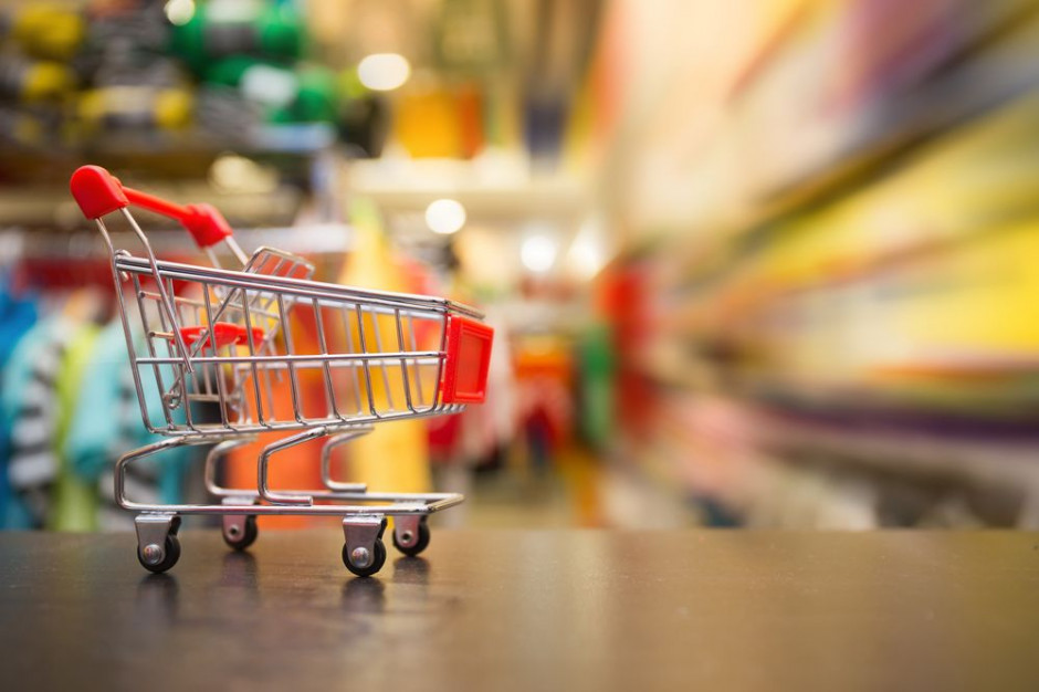 Polski rynek handlu detalicznego branży FMCG jest wart około 260 mld zł. Fot. Shutterstock Kto króluje na polskim rynku handlu? Analiza przychodów i liczby sklepów