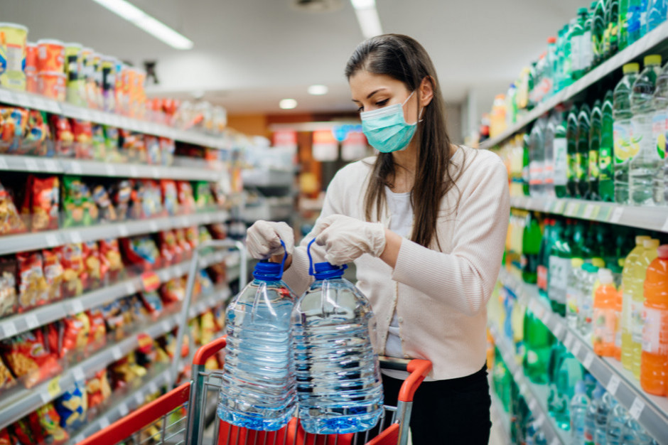 fot. shutterstock Rzecznik rządu: Dla dużych sklepów limit klientów to 1 osoba na 15 mkw.