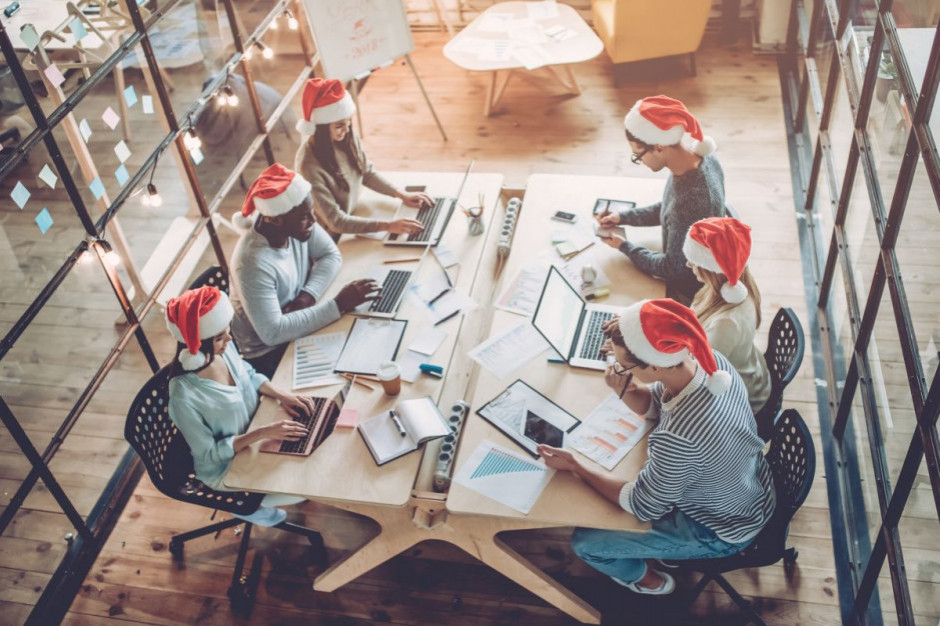 Święty Mikołaj jest zaniepokojony problemami wywołanymi przez koronawirusa, ale Boże Narodzenie 2020 nie zostanie odwołane/ fot. shutterstock Biuro Świętego Mikołaja: Nie odwołamy świąt z powodu pandemii