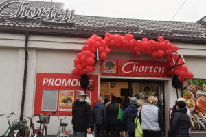 2000. sklep Grupy Chorten otwarty