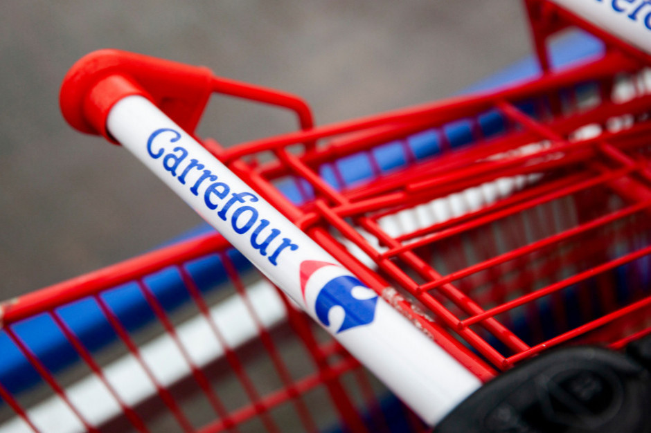 fot. shutterstock Związkowcy z Carrefour Polska chcą "dodatku covidowego"