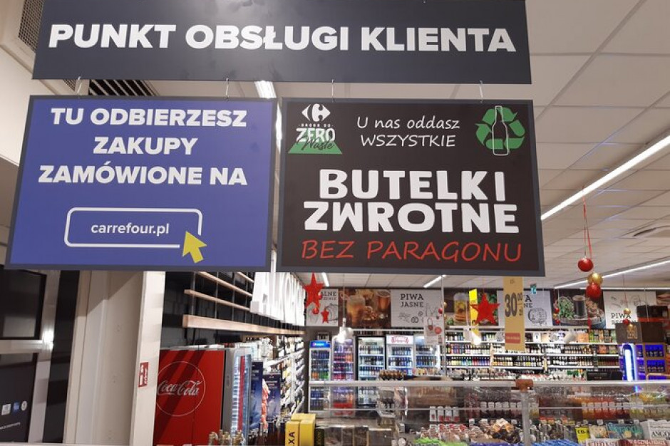 fot. Carrefour Carrefour testuje oddawanie butelek zwrotnych bez okazywania paragonu