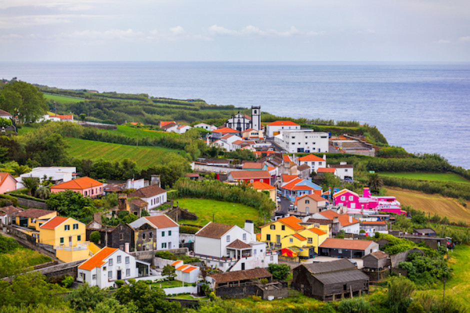 Wyspy Azory, fot. shutterstock Szyldy Jeronimo Martins pojawią się na Azorach