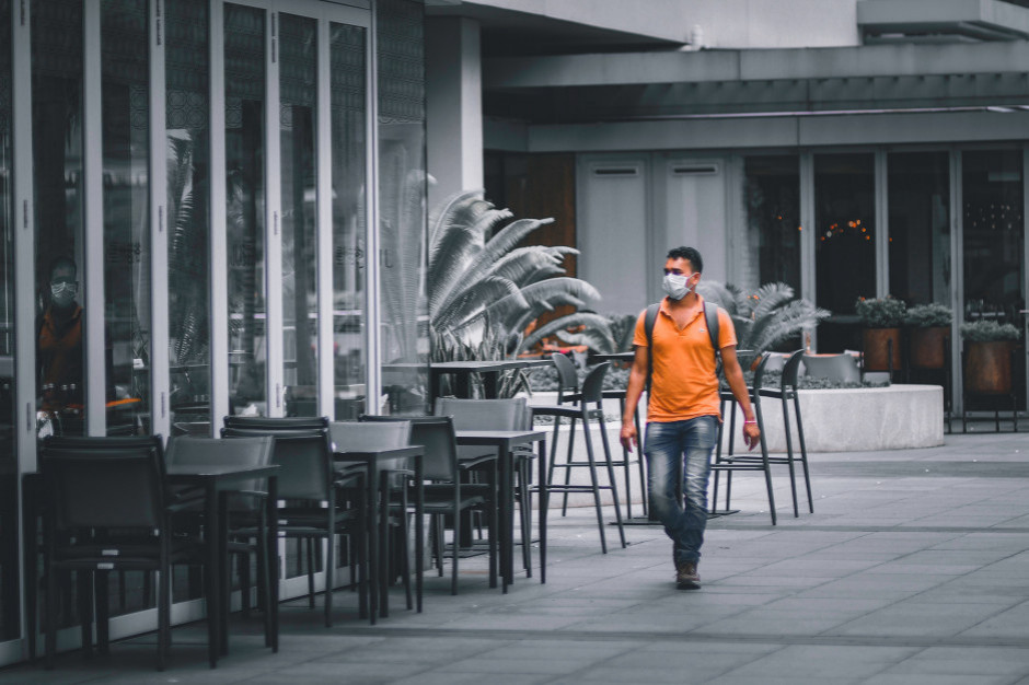 81 proc. przedstawicieli HoReCa spodziewa się pogorszenia sytuacji w I półroczu 2021. Fot. unsplash 6 na 10 firm HoReCa spodziewa się spadku sprzedaży, co drugi pogorszenia płynności