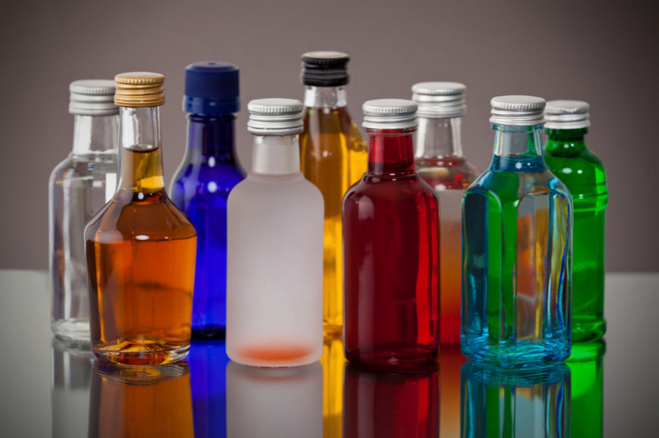 Wyższe ceny nie odstraszyły konsumentów od "małpek", fot. Shutterstock "Małpki” na co 13. paragonie w tradycyjnym sklepie