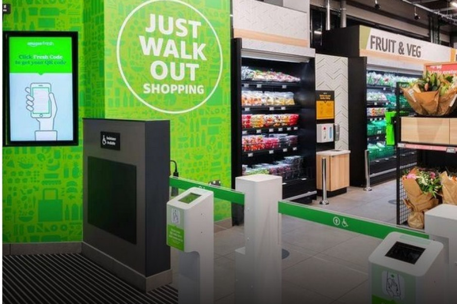 Amazon chce podbić rynek brytyjski, fot. za Amazon Amazon przyspiesza w Wielkiej Brytanii. Przejmie którąś z sieci supermarketów?