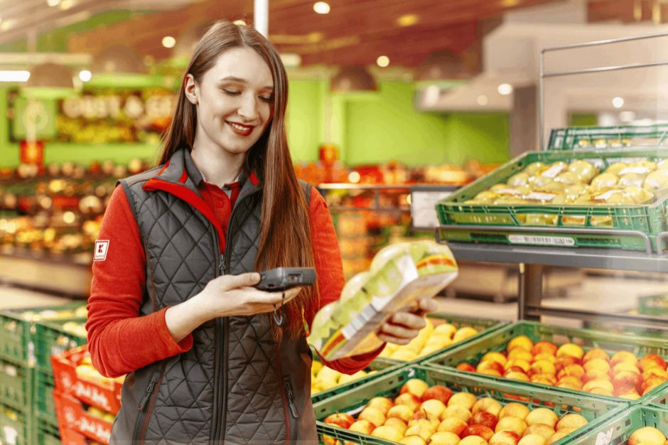 W okresie od 29.03 do 30.04.2021 r. pracownicy Kaufland mogą otrzymać zwiększony dodatek motywacyjny. Fot. materiały prasowe Kaufland rozda pracownikom bony o wartości do 500 zł
