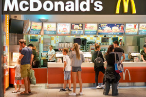 Kurczakburger zniknie z oferty McDonald's?