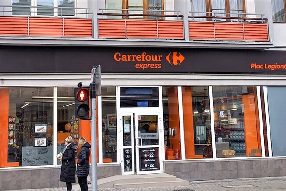 Carrefour pilotażowo wprowadził na 20 wybranych produktach marki własnej system piktogramów Koalicji 5 Frakcji, fot. mat. pras. Carrefour ułatwi klientom właściwą segregację odpadów