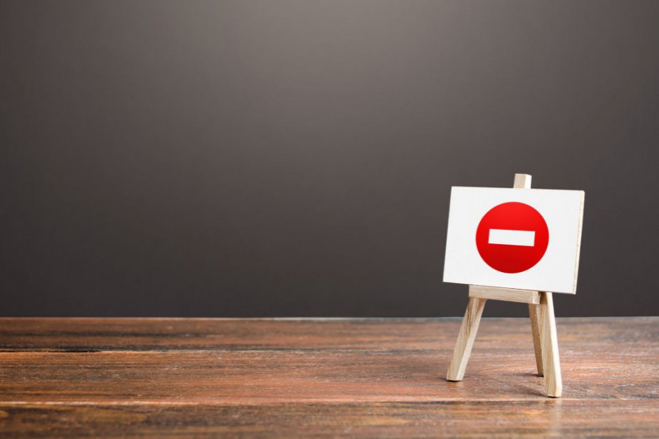 Bliżej zakazu przemieszczania się? Fot. Shutterstock Horban: Będę rekomendował wprowadzenie zakazu przemieszczania i godzinę policyjną