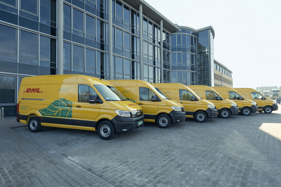 Eko-flota DHL Parcel, fot. mat. pras. DHL Parcel inwestuje w dostawcze samochody elektryczne